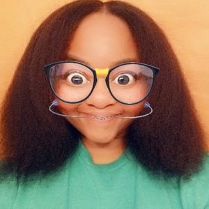 Meet your Posher, April